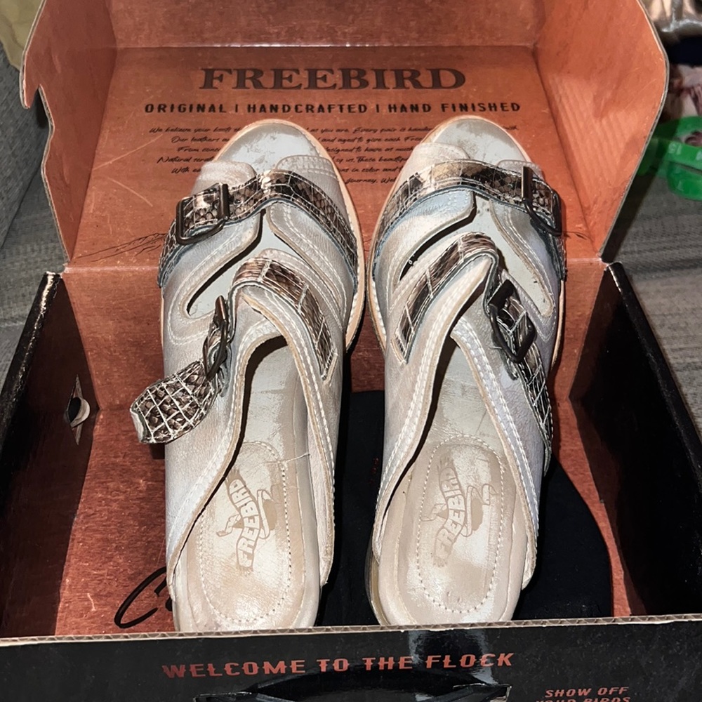 Freebird Caprice sandal